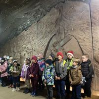 Uczniowie w środku kopalni Soli w Bochni