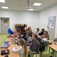 Spotkanie uczniów z pielęgniarką